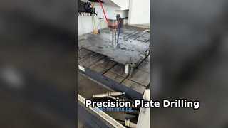 เครื่องเจาะแผ่น CNC