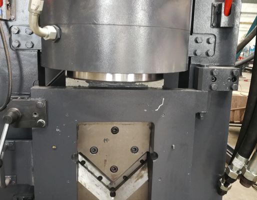 เครื่องเจาะมุม CNC แบบเซอร์โวขับเคลื่อน พร้อมเครื่องหมายและเครื่องตัดสำหรับโรงงานเหล็ก