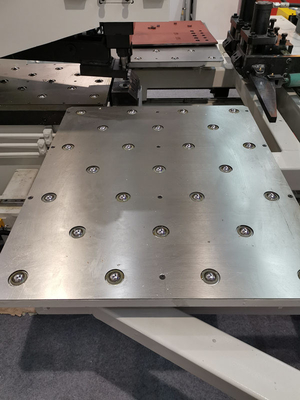 อลูมิเนียมแม่นยํา CNC เครื่องเจาะแผ่นความเร็วสูง