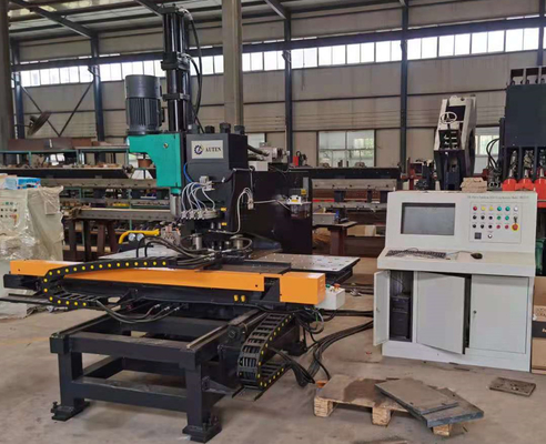1200KN เซอร์โวฟิตเจาะแรง Cnc เครื่องเจาะหลุมแผ่นกับ 26mm กว้างเจาะแม็กซ์