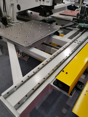 เครื่องเจาะ CNC ที่กําหนดเองอย่างรวดเร็วสําหรับแผ่น