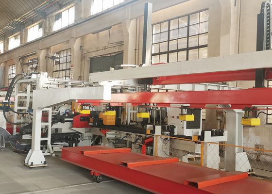 4000 - 8000 มม ความยาวรถยนต์เส้นยาวขั้วแผ่นแผ่น 1200KN ความแรงนามหมาย CNC Punching Line การผลิต