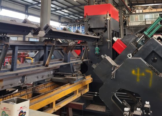 เครื่องจักร CNC Angle Line รุ่น JNC2532 และ JNC2532G สำหรับการเคลื่อนที่ CNC แบบองค์รวมและการเจาะรูที่แม่นยำในอุตสาหกรรมเสาเหล็กมุม