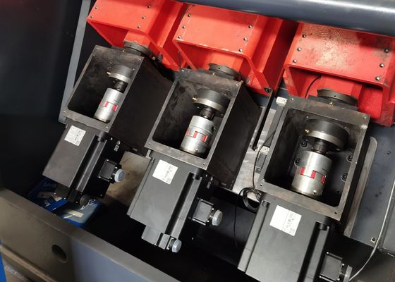 สายมุม CNC ที่ไม่มีขั้นตอน การเคลื่อนไหวแบบครบวงจรของ CNC และการเจาะรูที่แม่นยําในอุตสาหกรรมหอคอยเหล็กมุม