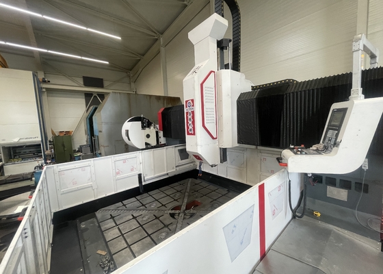 ความสูง gantry 800mm CNC gantry การแปรรูป Flange เครื่องเจาะแผ่น Spindle conical BT50