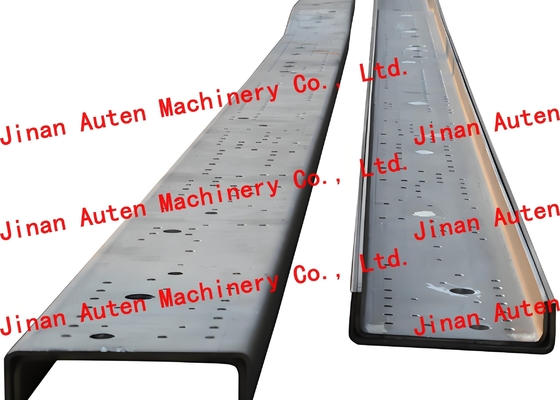 สายการผลิตเจาะแผ่น CNC แรงดัน 120 ตัน 25 โมดูล สำหรับคานแบนรถบรรทุก