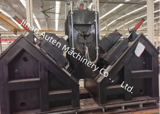 เครื่องเจาะ 40 มม กว้าง อัตโนมัติ CNC Angle Line Machine BT40 เครื่องเจาะ
