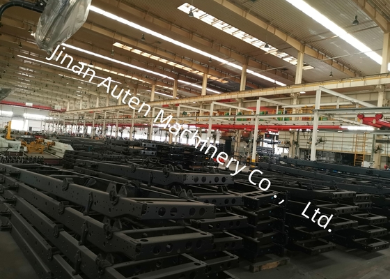 ความหนาของแผ่น 4-9 มิลลิเมตร รางรถบรรทุก สายการผลิต CNC Punching 4000-12000 มม ความยาวของชิ้นงาน