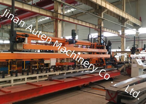 ความหนาของแผ่น 4-9 มม. Cnc สายการผลิตเจาะโลหะแผ่นอัตโนมัติสำหรับยานพาหนะหนัก