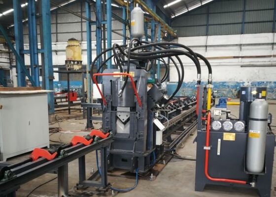 2200/4300KN แรงตัด JNC ซีรีส์ CNC การเจาะเครื่องหมายและเครื่องตัดสําหรับมุม