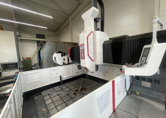 เครื่องเจาะและบดแผ่น CNC ที่มีผลผลิตสูง สําหรับการผลิตฟลเลนจ์