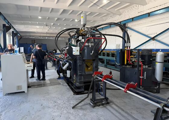 เครื่องแกะสลักและตัดมุม CNC อัตโนมัติเต็มรูปแบบสำหรับการผลิต