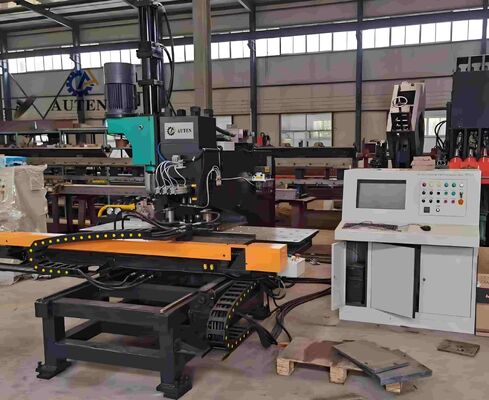 เครื่องเจาะเครื่องหมายเจาะแผ่น CNC ที่มีประสิทธิภาพ ด้วยการบูรณาการ CAD / CAM