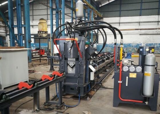เครื่องตัดเหล็กฉาก CNC ใบมีดคู่หรือใบมีดเดี่ยว พร้อมเครื่องเจาะ ความเร็วป้อน 80 เมตร/นาที