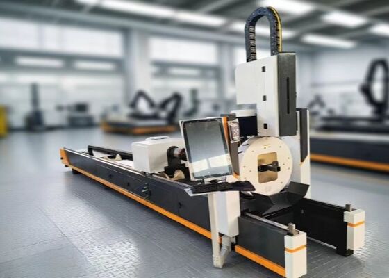 เครื่องตัดหลอดเลเซอร์แบบ LC2412 CNC ใช้พลังงานเลเซอร์ MAX6000