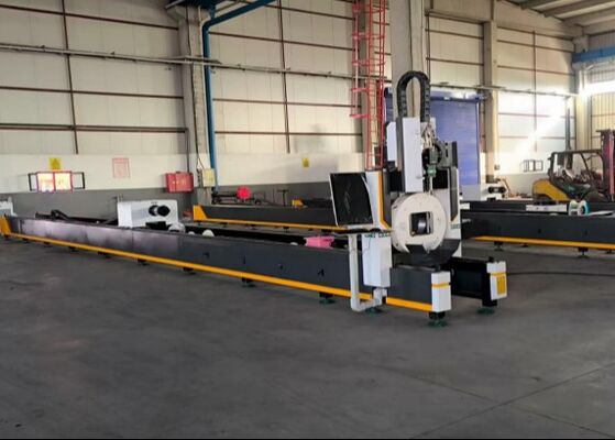 เครื่องตัดท่อเลเซอร์ CNC แหล่งจ่ายไฟ 380V / 50Hz กำหนดการเดินทางแกน X 300 มม.