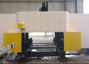 เครื่องจักรตัดเจาะลำแสง CNC พร้อมชุดแกนหมุนความเร็วสูงสามชุด