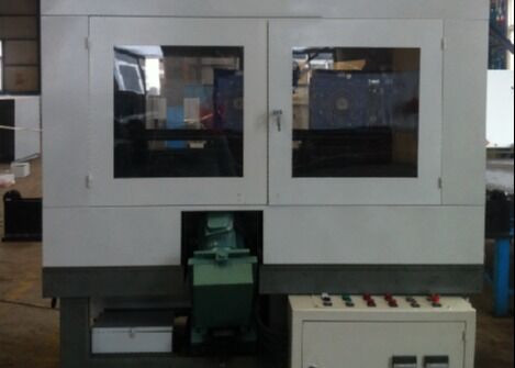 100-700mm / นาที ความเร็วการให้อาหาร CNC มุมเครื่องบดรากเหล็ก 60KN ความดันของกระบอก